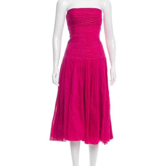 Vintage DVF, Size 4, Fuschia Strapless Dress - Picture 2 of 6